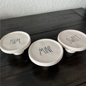 Rae Dunn cupcake displays